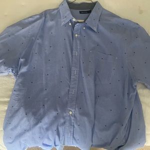 Short sleeve dress shirt